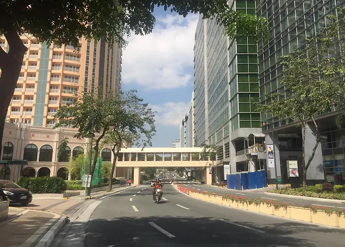 Venice, Mckinley Hill Bgc Hotel *